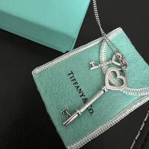 EUC Tiffany & Co Necklace (2 keys)